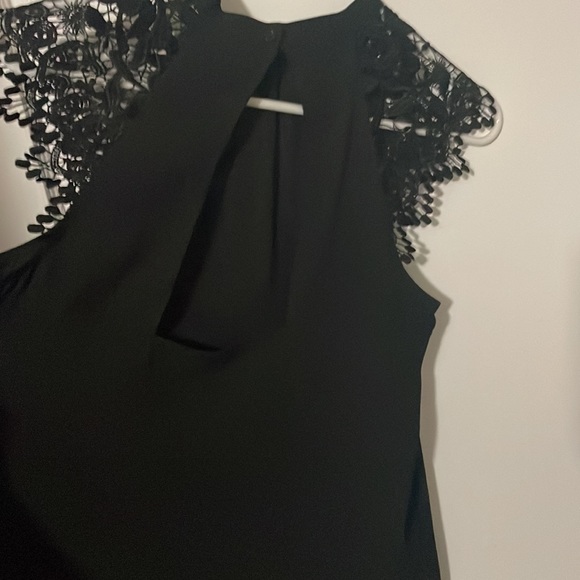 EXPRESS - Picture 3 of 3